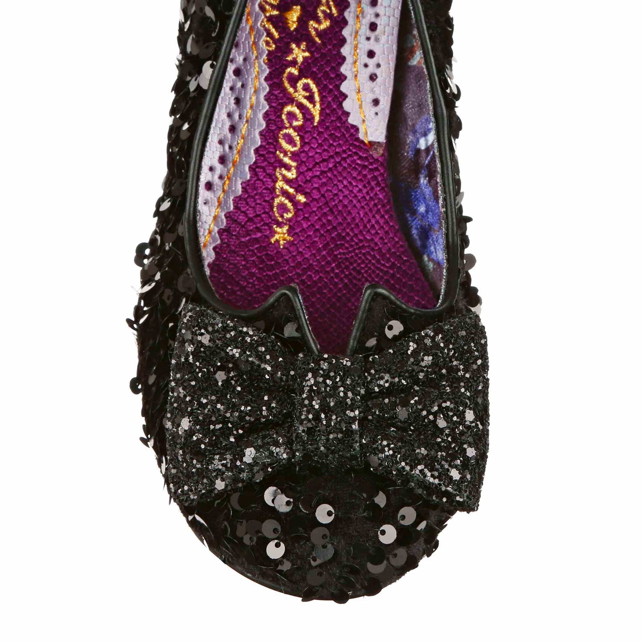 Dazzling Diva Wide Fit