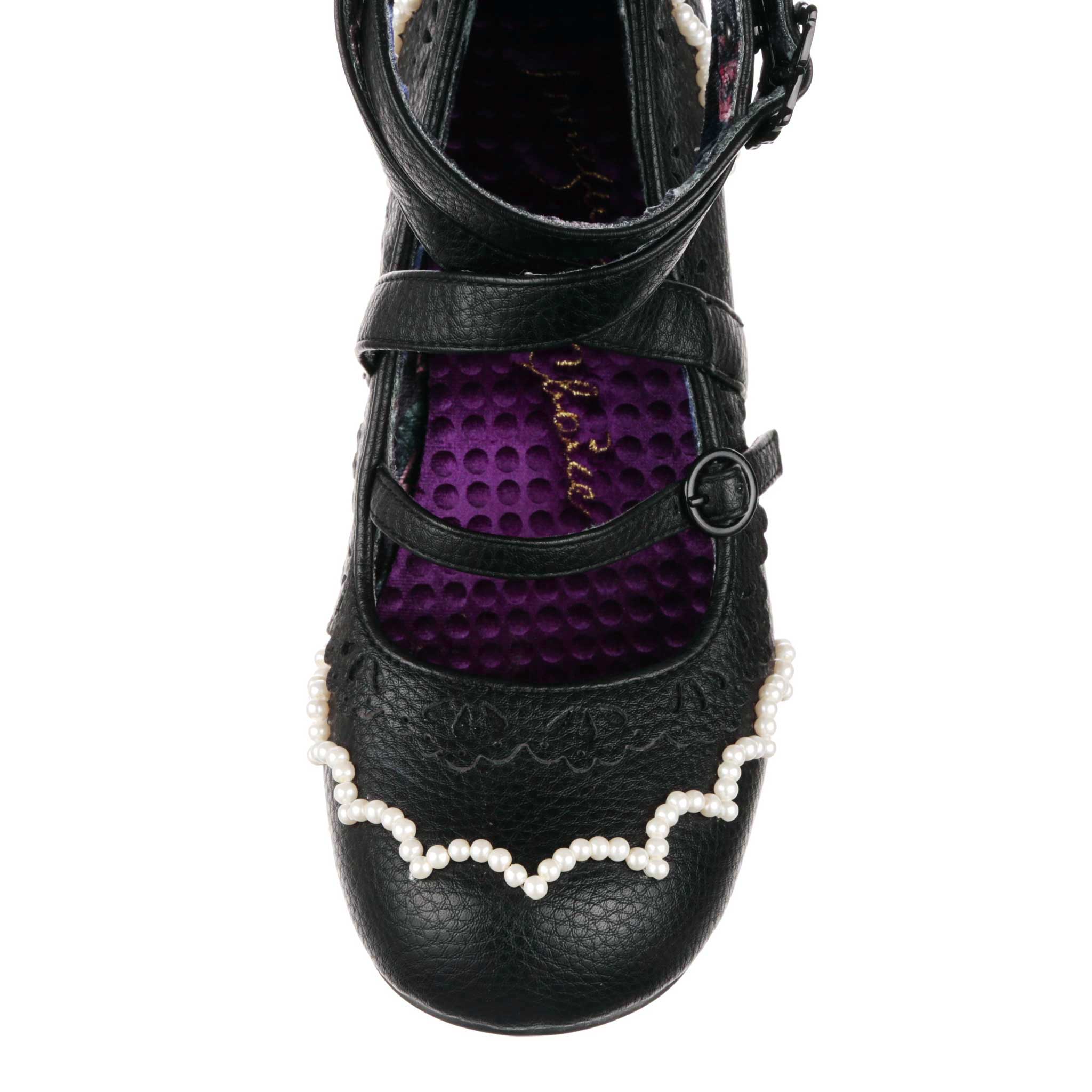 Winter Lace